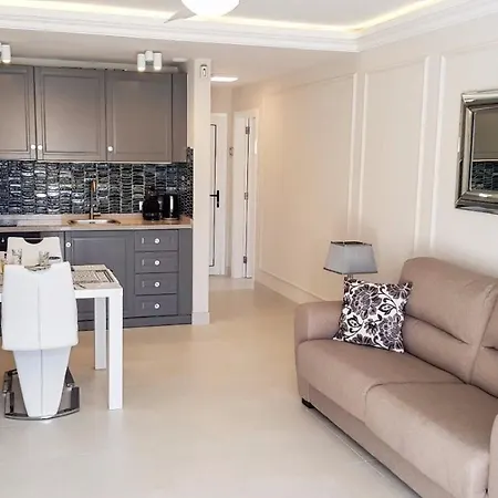 Apartament Malibu Blue *